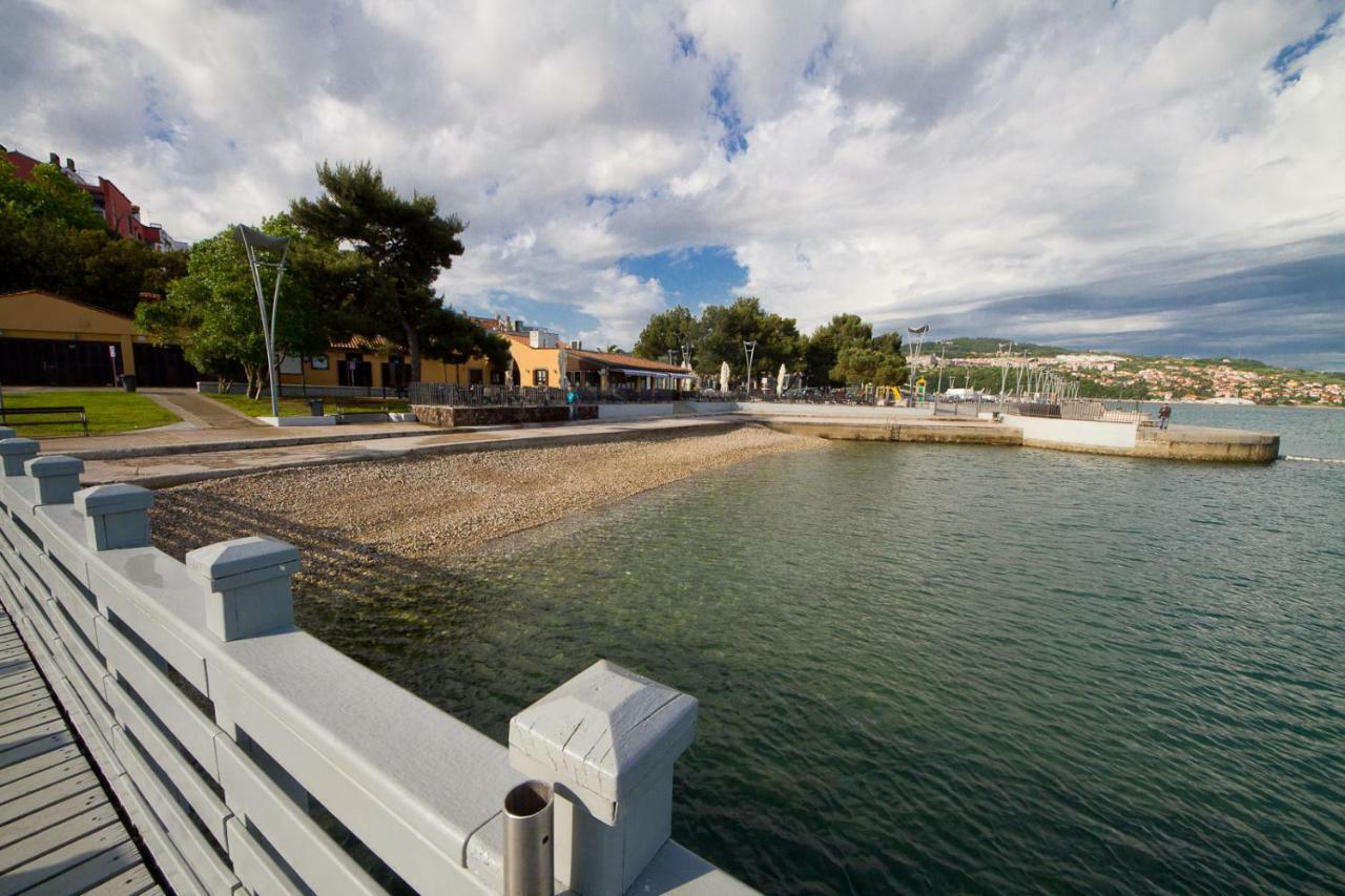 Ferienwohnung Vse Kontenti Koper Exterior foto