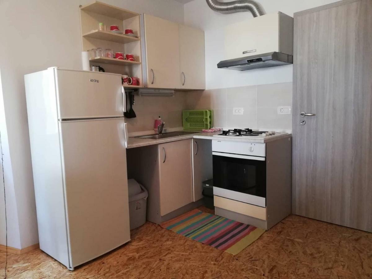 Ferienwohnung Vse Kontenti Koper Exterior foto